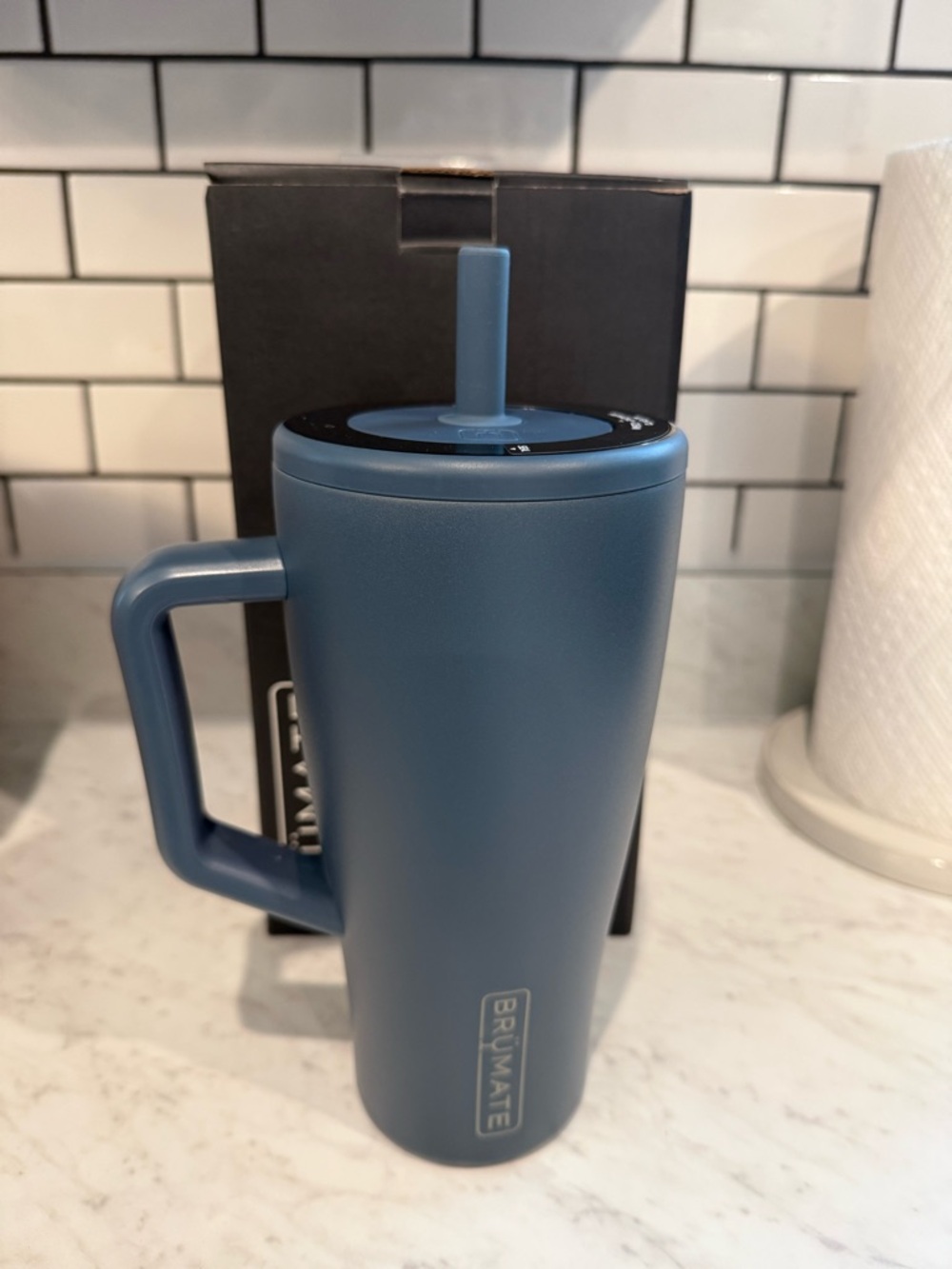 Brumate Era 30oz Tumbler - Picture 2 of 5